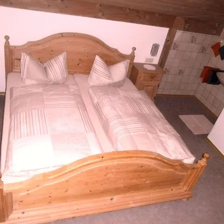 Lägenhet Dachgeschosswohnung Mit Toller Aussicht Vom Balkon By Interhome *